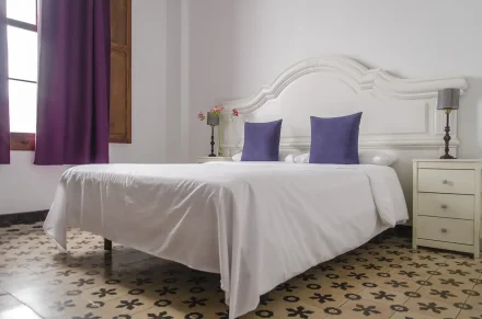 Standard Double Room 08